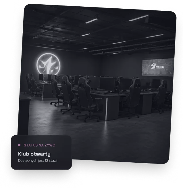 Wnętrze profesjonalnego klubu e-sportowego z rzędami komputerów do gier, ergonomicznymi krzesłami i świecącym neonowym logo na ścianie w nowoczesnym obiekcie do gier.
